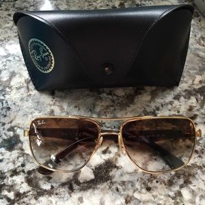 Women’s Ray Ban Sunglasses